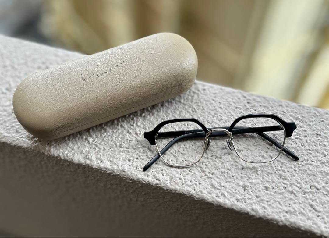 kearny 「uhuyll」 ブラック×シルバー