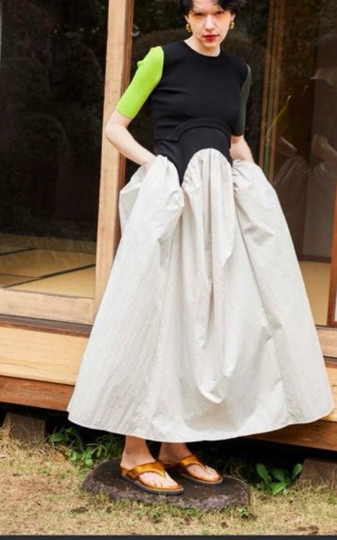 ⭐︎MH様用⭐︎正規品OMMO ARCH FLOW GATHER ワンピース