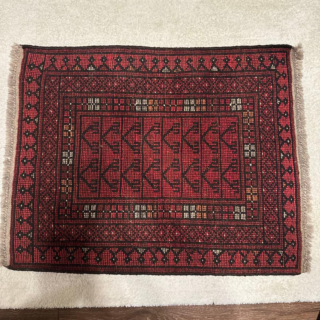 トライバル　ウール製 赤い幾何学模様ラグ 約65cm✖️51cm