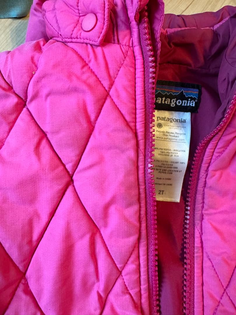 パタゴニア　Patagonia スキーウェア 上下セット ピンク T2サイズ