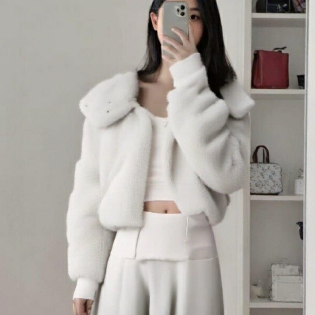 新品Alo yoga Foxy Sherpa Jacket XXS ファー