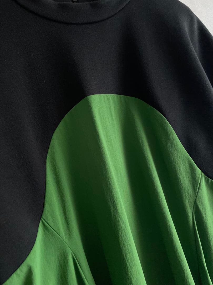 ナゴンスタンス　ダンボールサークルスリーブ　ロングワンピース　黒　緑　手洗い可能