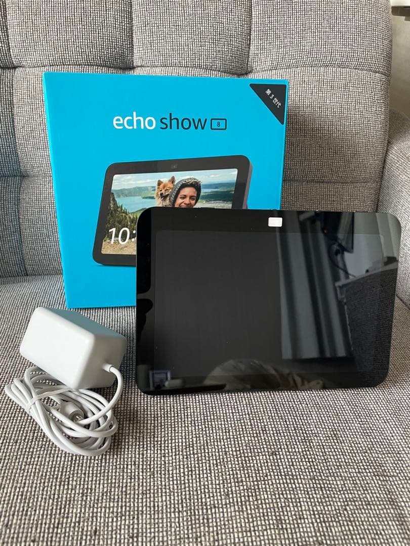echo show 8 第3世代　未使用に近い