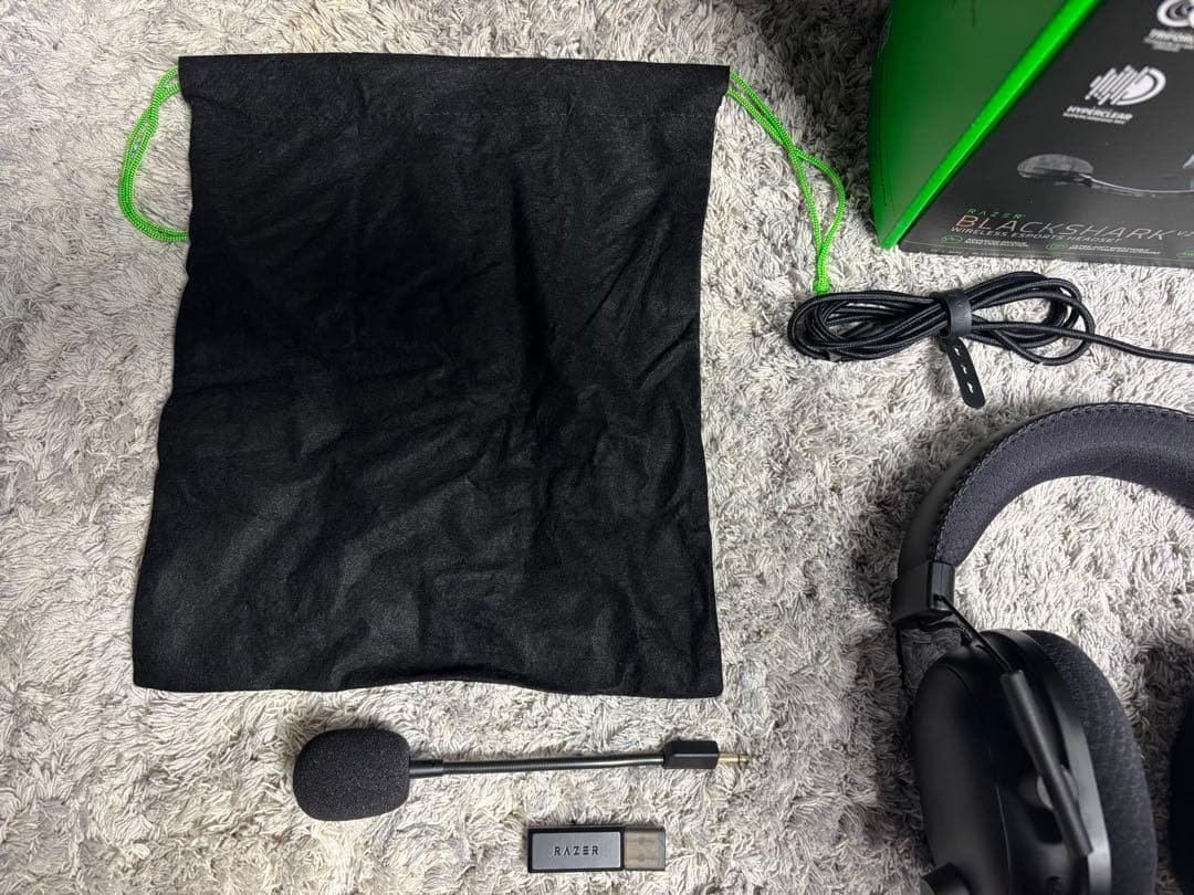 Razer BLACKSHARK v2 PRO ゲーミングヘッドセット