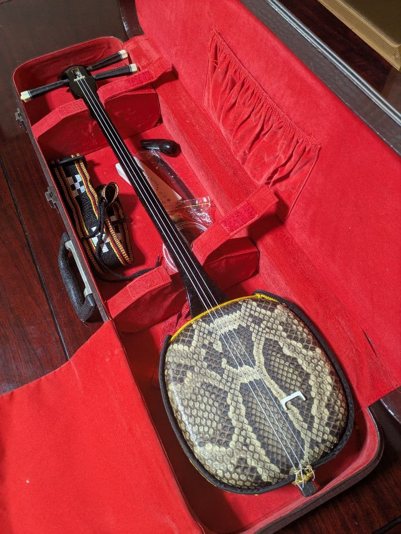 さ*き様 蛇皮三味線