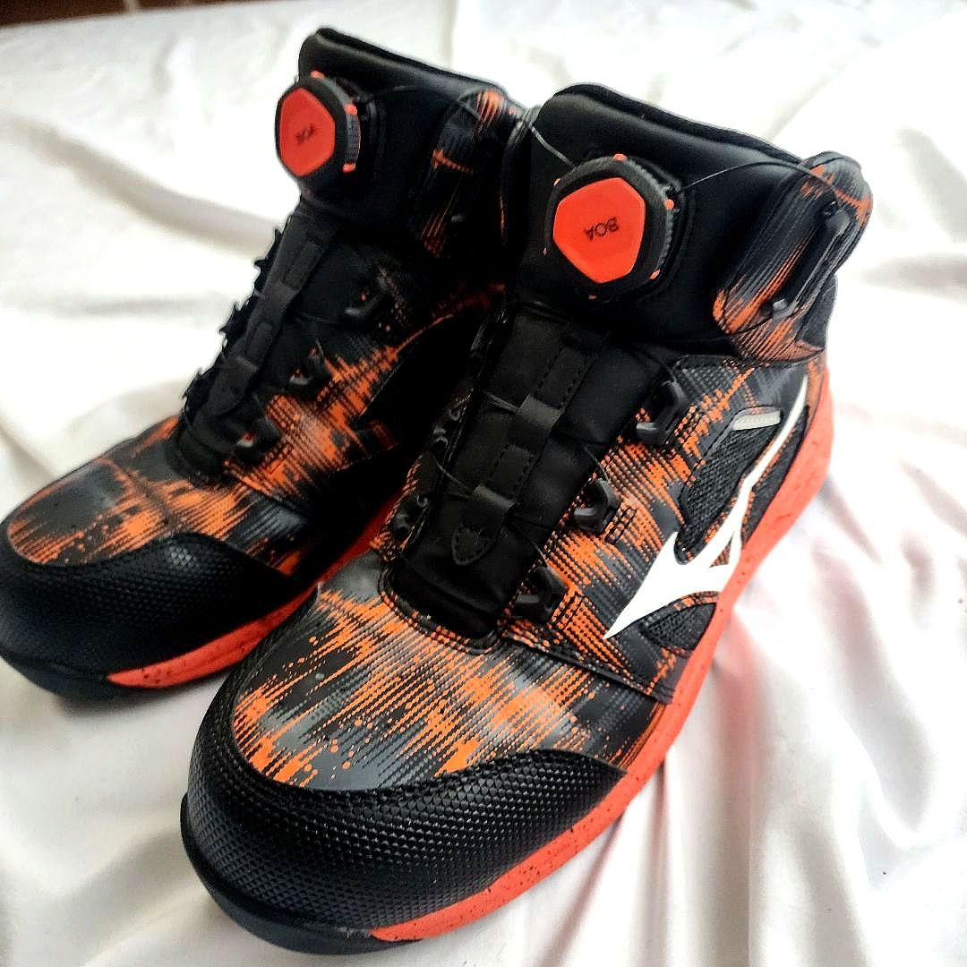 美品　ミズノ　安全靴　F1GA240595 28センチ　限定カラー