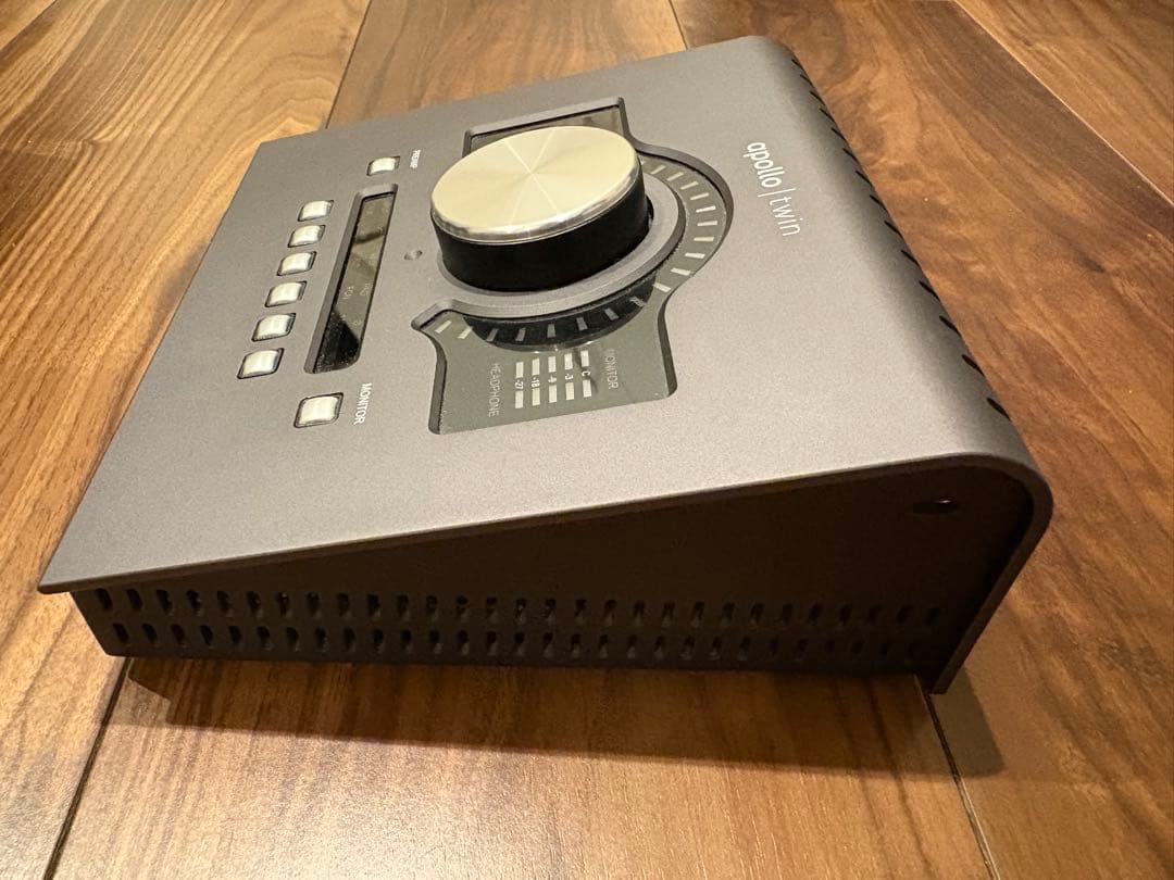 Apollo Twin MKII QUAD オーディオインターフェイス