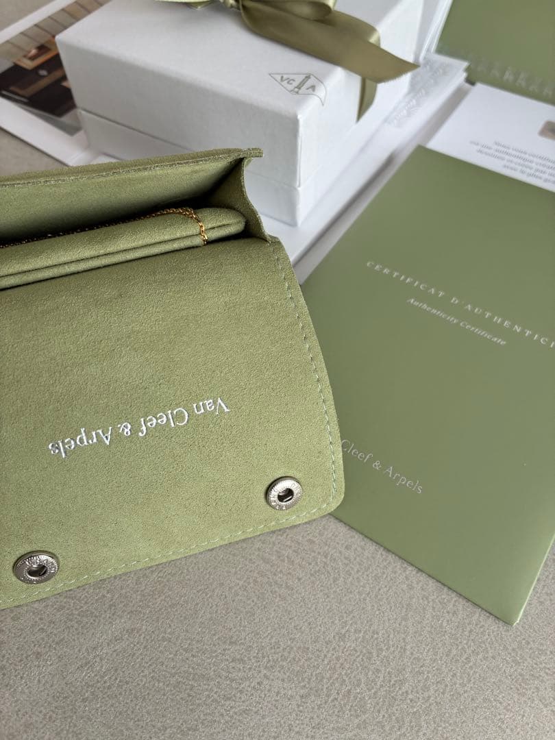 新品箱付VanCleef&Arpels ヴァンクリーフフォルサチェーン70 ＋5