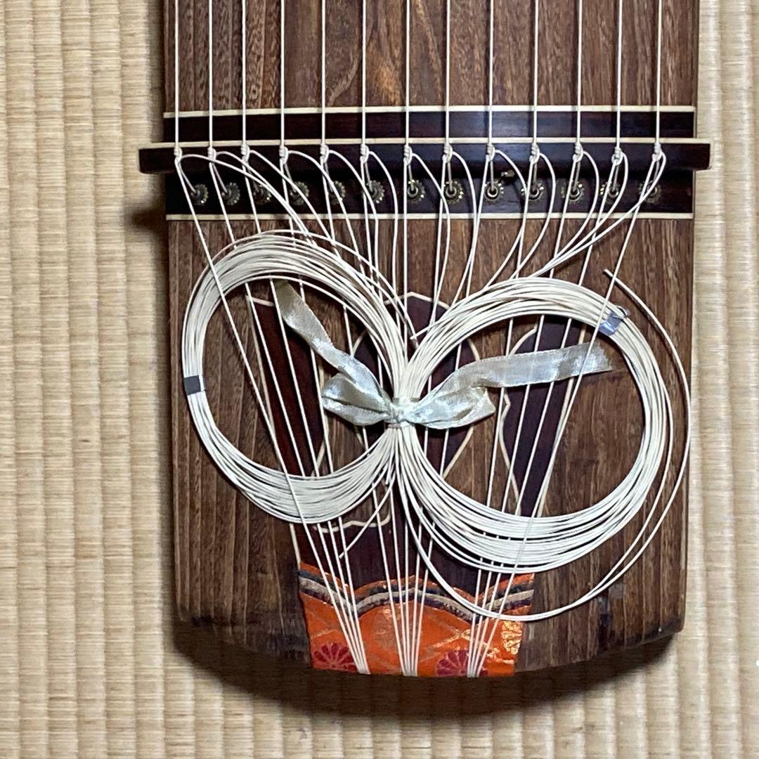 お琴　13弦　カバー付き　ソフトケース付き　持ち運びに便利です！