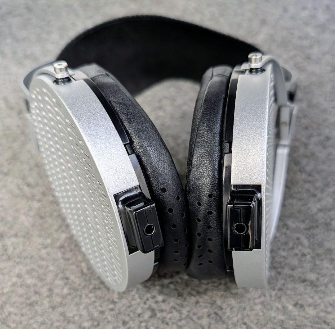 水月雨 MoonDrop 大都会 COSMO 中古