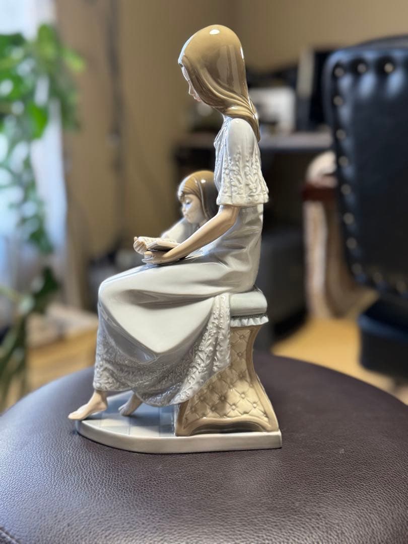 ヨシカネ　おやすみ前のご本　リヤドロ LLADRO 希少品