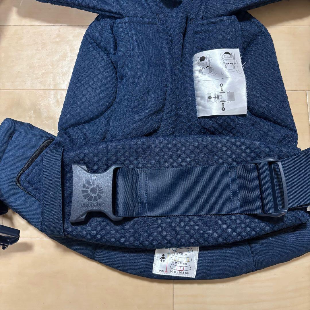 【綺麗❣️送料無料❣】 エルゴ 抱っこ紐 オムニブリーズ