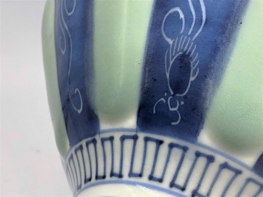 【 蕨手文豆彩高台鉢 】 仮託銘：成化年製 明朝末～清朝初期 中国古玩