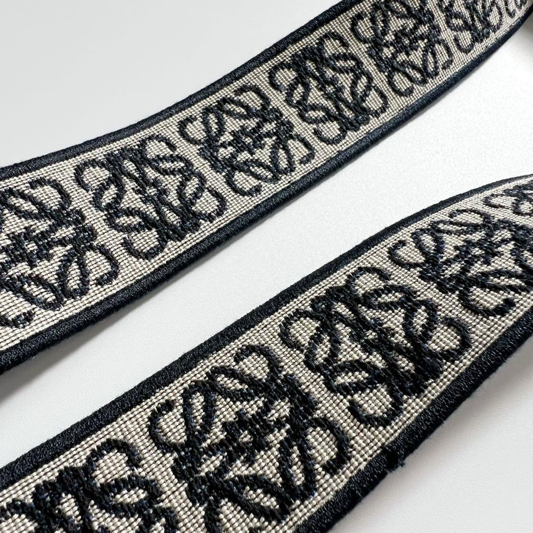 美品 ロエベ アナグラムロゴ　ジャガード＆カーフ　ショルダーバッグストラップ