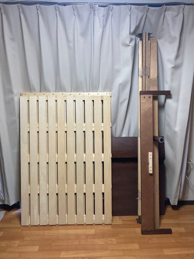 ダブルベッドフレーム　取来人現定