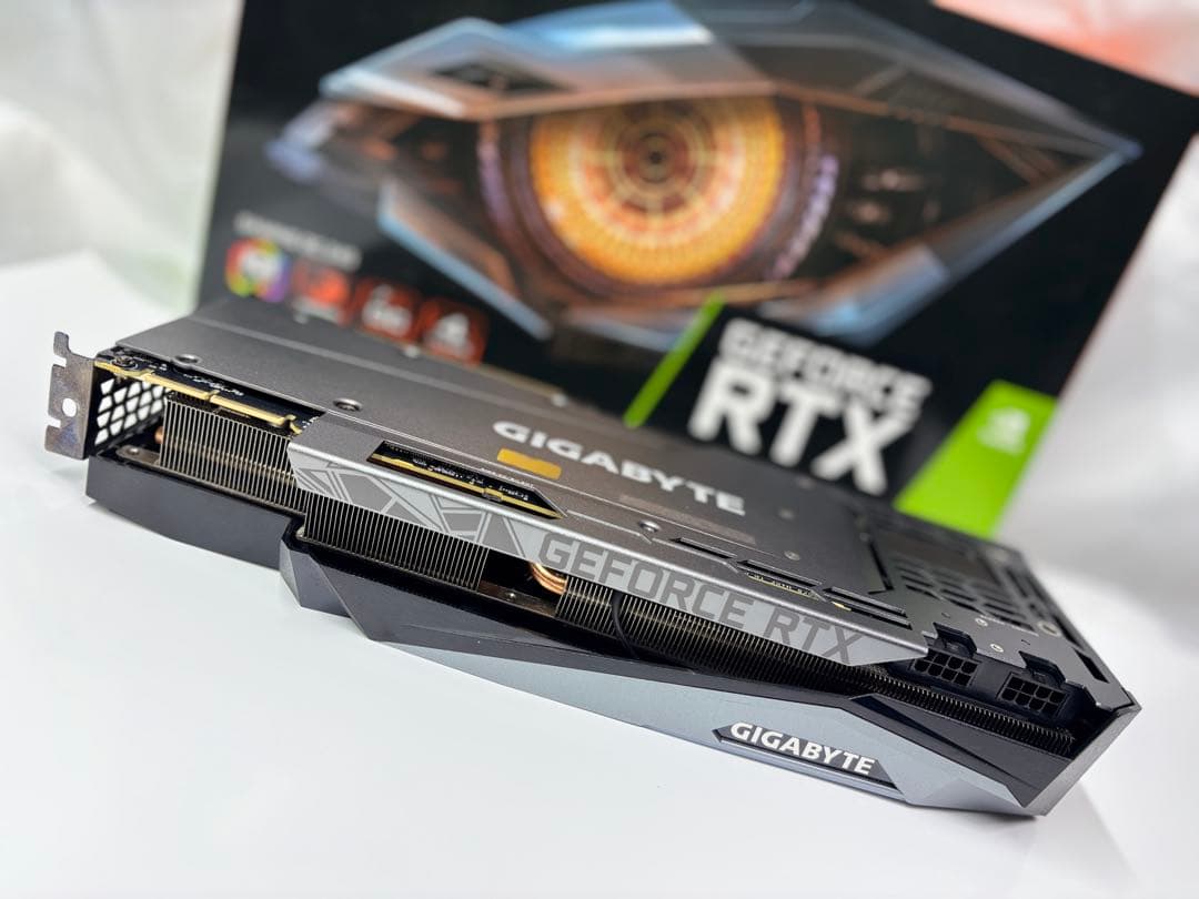 グラフィックボード・グラボ・ビデオカード GIGABYTE GeForce RTX 3090 GAMING OC 24G