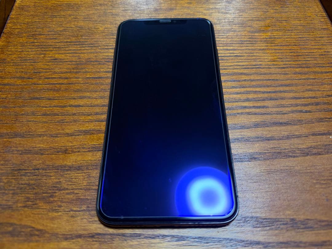 iPhone XS Max（256GB）SIM解除済み、バッテリーに不安あり