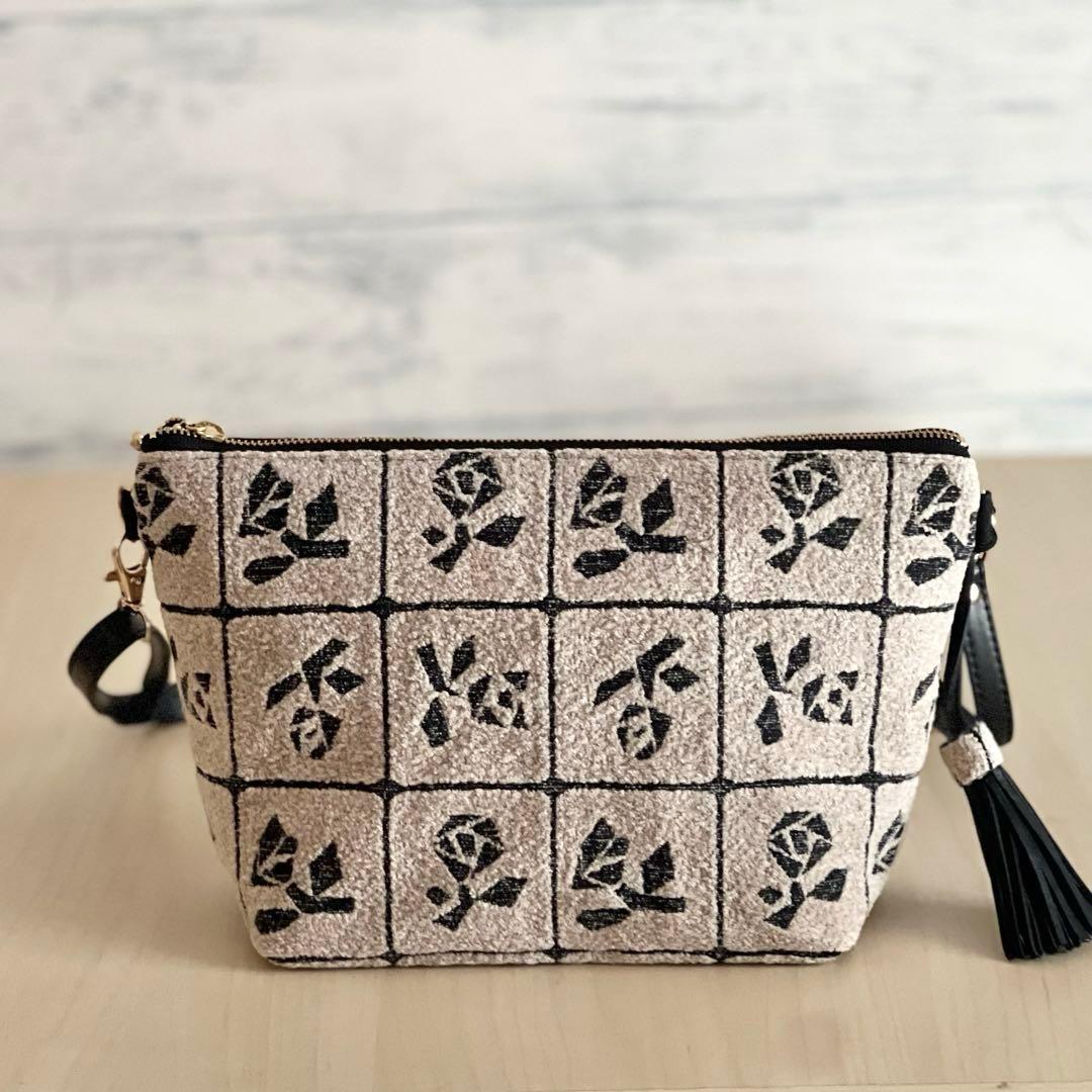 ミナペルホネン Lulu beigeショルダーバッグMB508-241