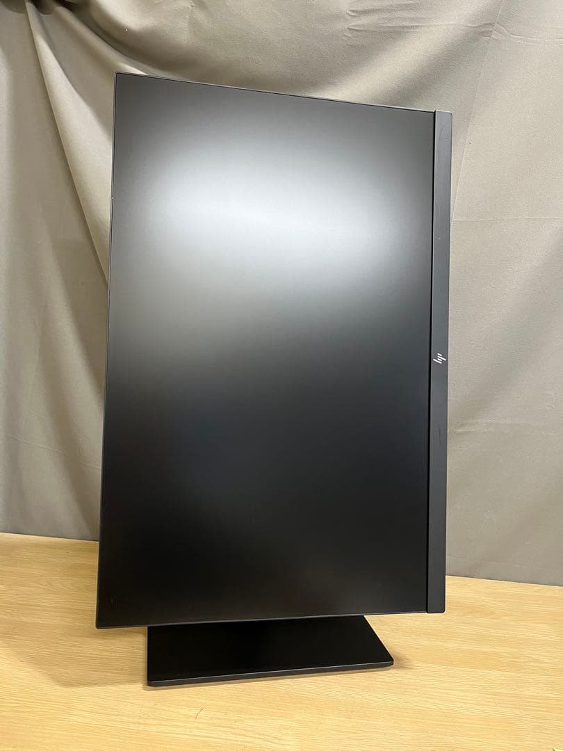 美品HP Z24n G2 24インチモニター　PS4対応　回転機能USB-Cハブ