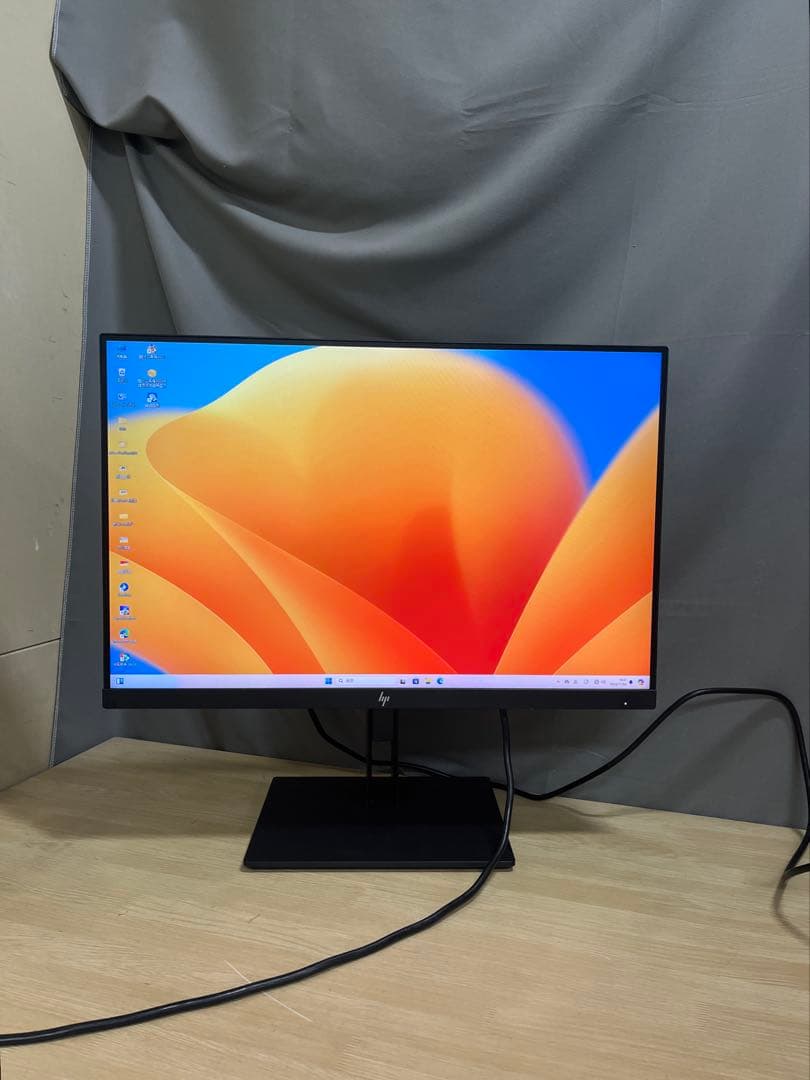 美品HP Z24n G2 24インチモニター　PS4対応　回転機能USB-Cハブ