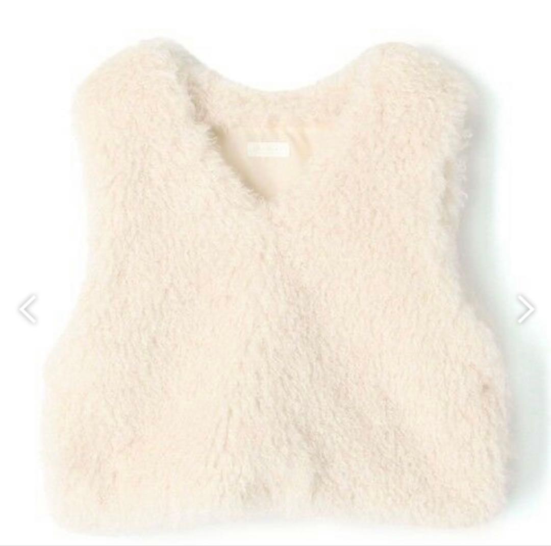 新品　TOMORROWLAND / Ballseyプードルファー Vネックベスト