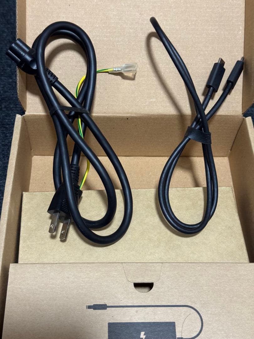 Razer Thunderbolt 4 Dock ドッキングステーション