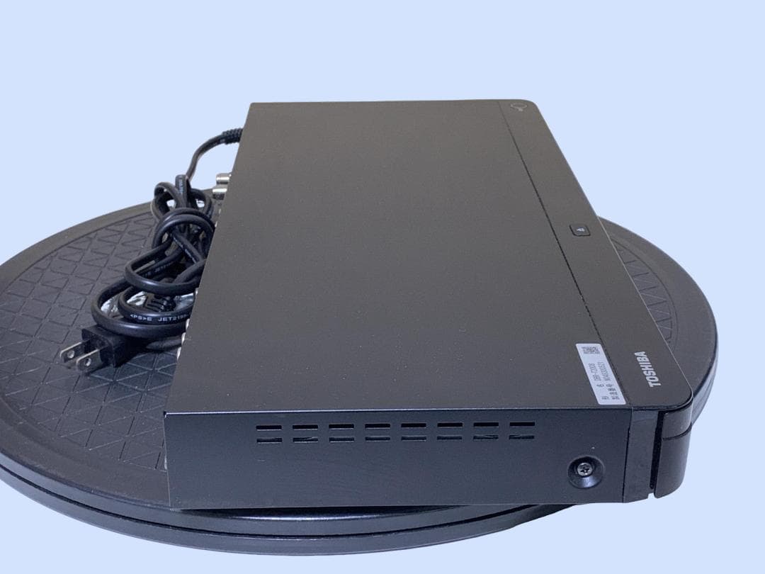 M8324 東芝 REGZA ブルーレイレコーダー DBR-T2008