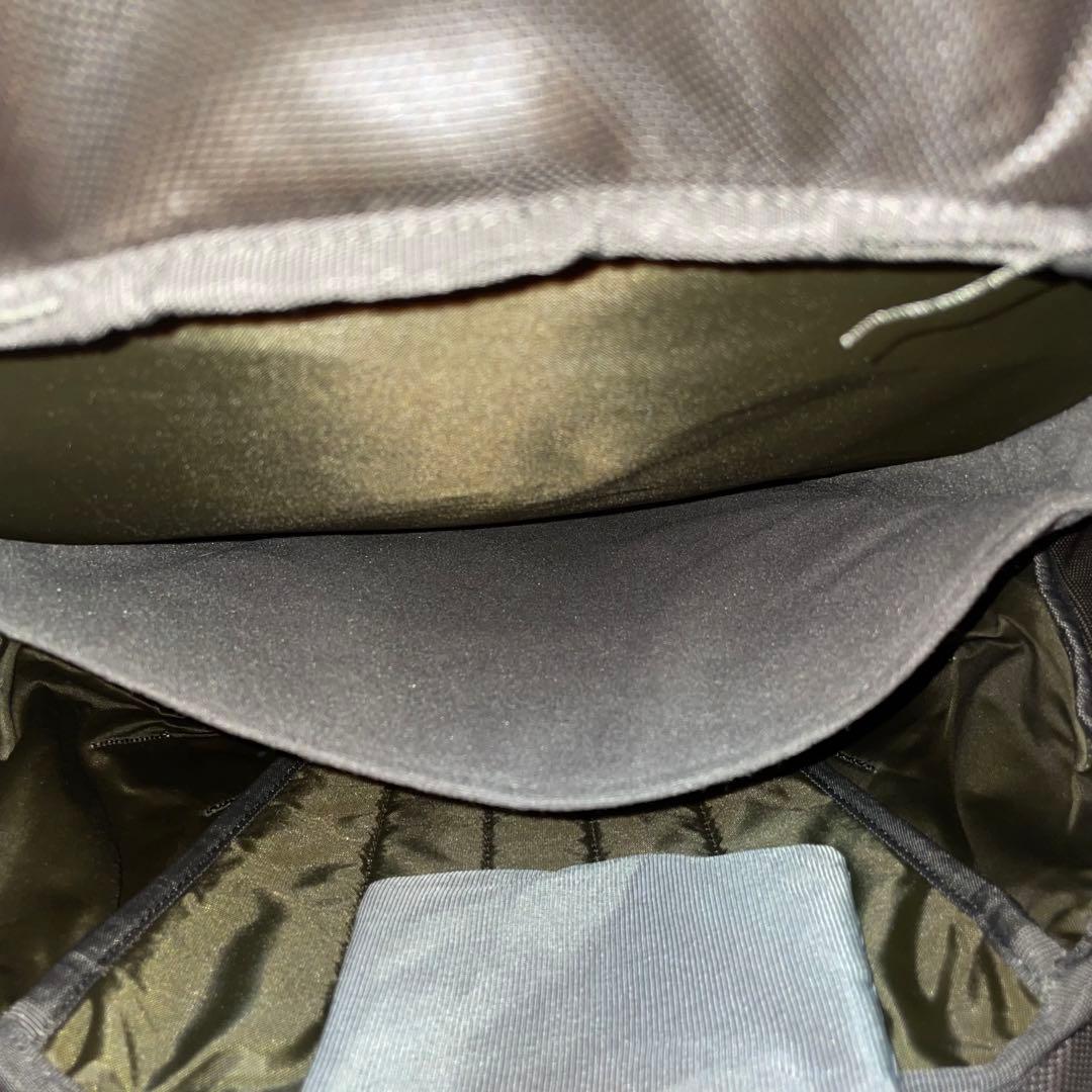 極美品✨5.11タクティカル　バックパック　リュック　ミリタリー　防水　完売品