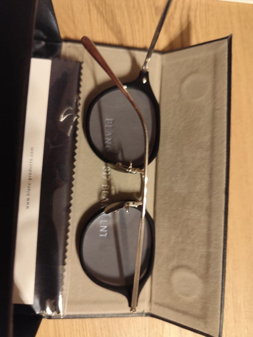 定価39600〈BLANC.. （ブラン）〉サングラス