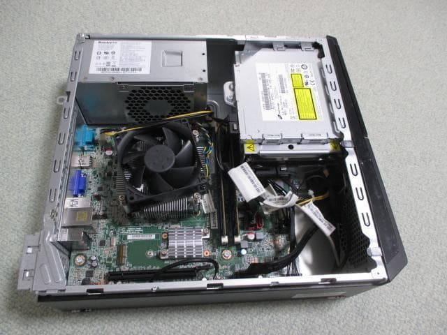 Windowsデスクトップ lenovo 510S-08ISH i3-6100 12GB 1TB Win10