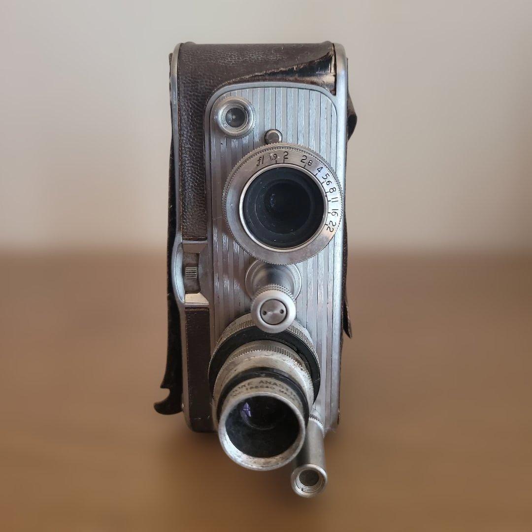 Bell & Howell AUTO-8 8mmカメラ