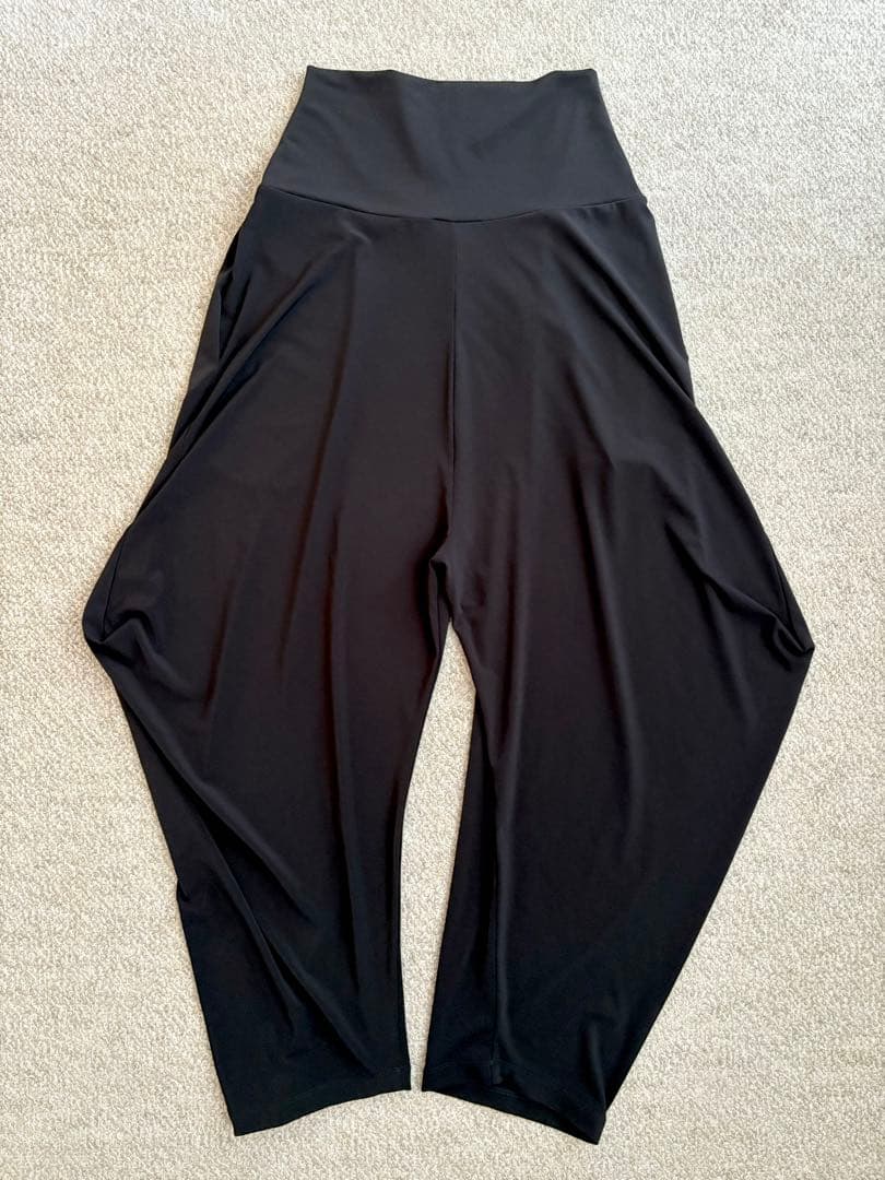 ISSEY MIYAKE サルエルパンツ ブラック PLEATSPLEASE