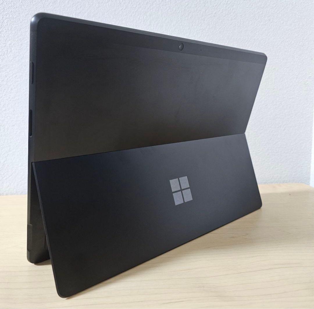 Surface Pro X／Microsoft SQ1／ペン収納可能キーボード