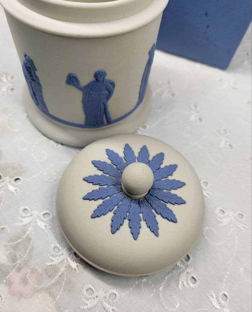 レア✨ウェッジウッド ジャスパー キャニスター ホワイト 茶葉 紅茶入れ ボトル