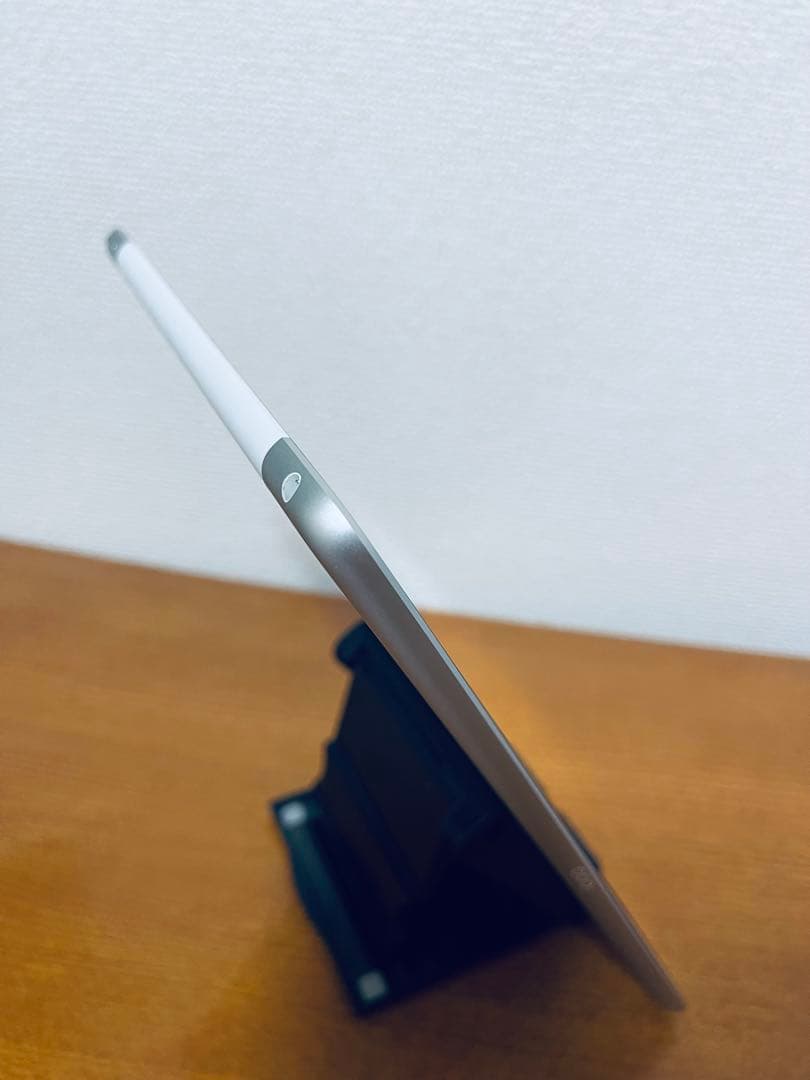 H*U様 iPad 10.2インチ (第9世代) 64GB WiFi + セルラ