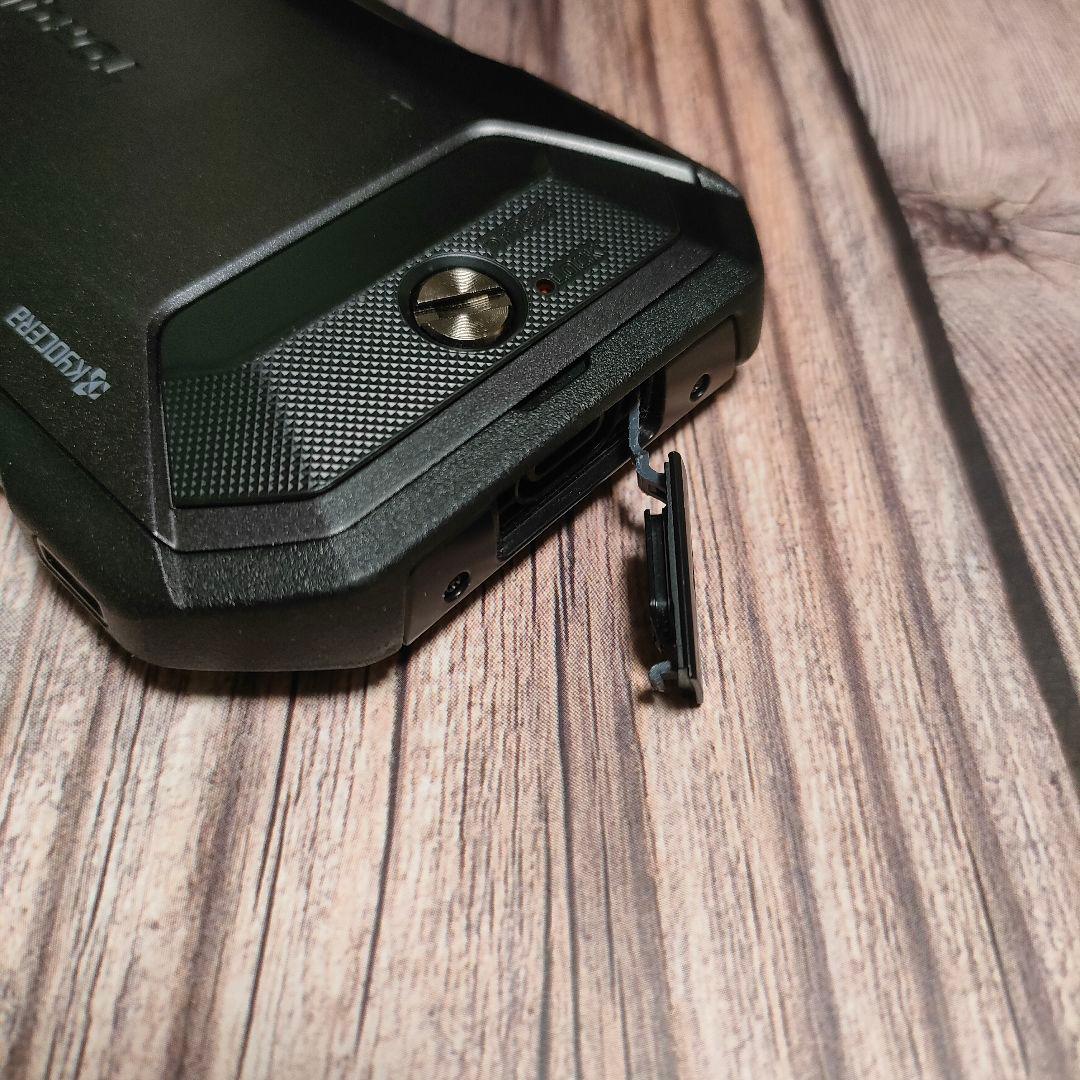 AU TORQUE 5G KYG01 SIMフリー ブラック