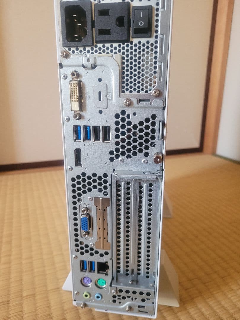 Windowsデスクトップ ESPRIMO D588/BX Intel Core i5 9th Gen