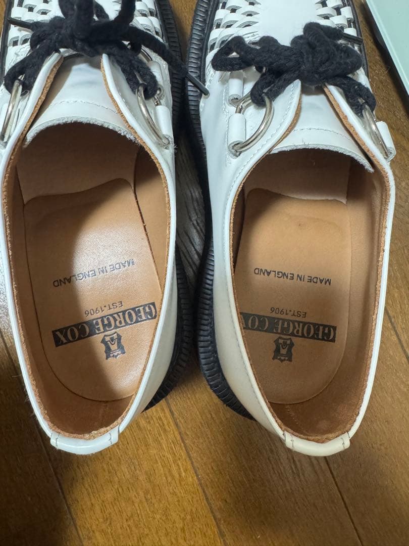 E COX ホワイトレザー ローファー　サイズ4