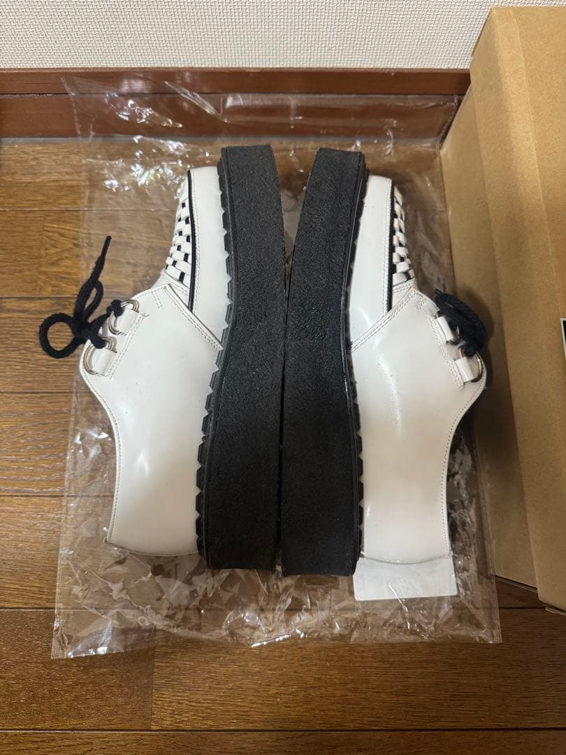 E COX ホワイトレザー ローファー　サイズ4