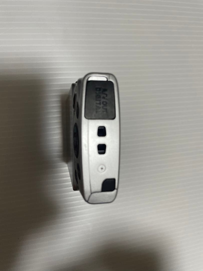 Canon パワーショット　A2600 カメラ