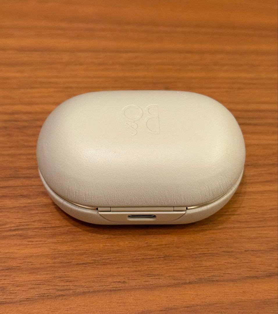 Bang&Olufsen Beoplay E8 3rd Genゴールド イヤホン