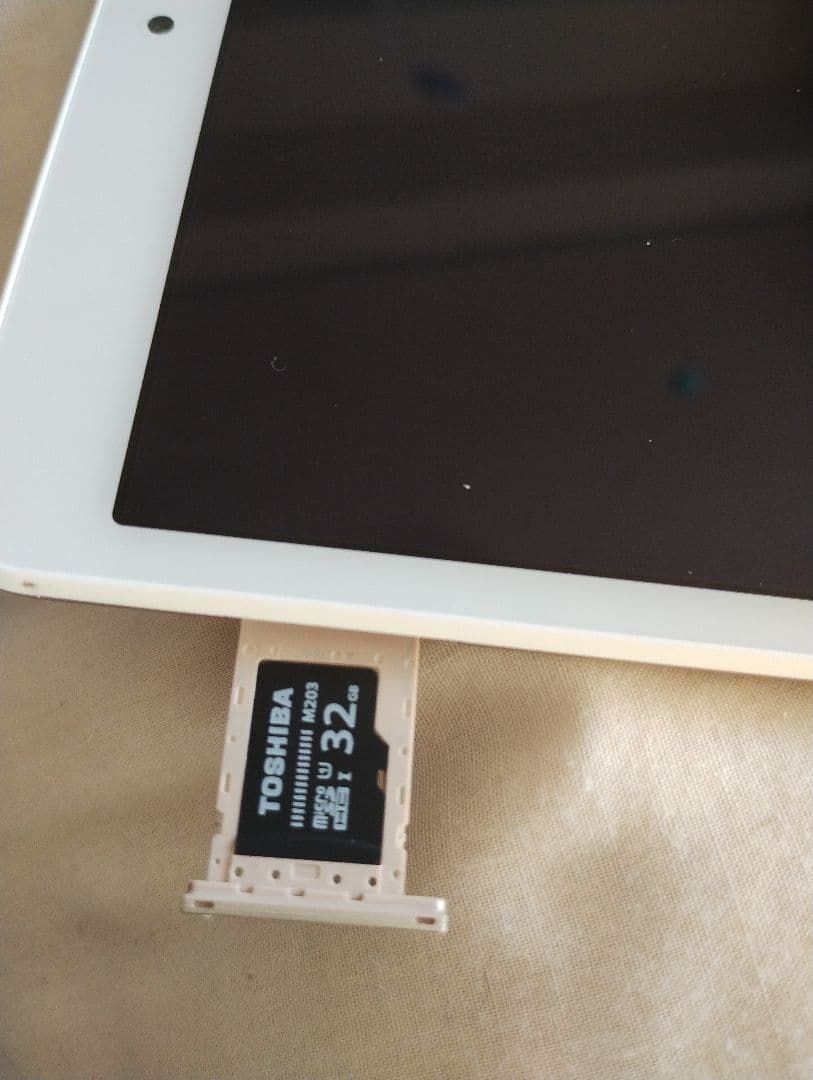 MediaPad M5 lite 8インチ マイクロSDカード32GB ケース付