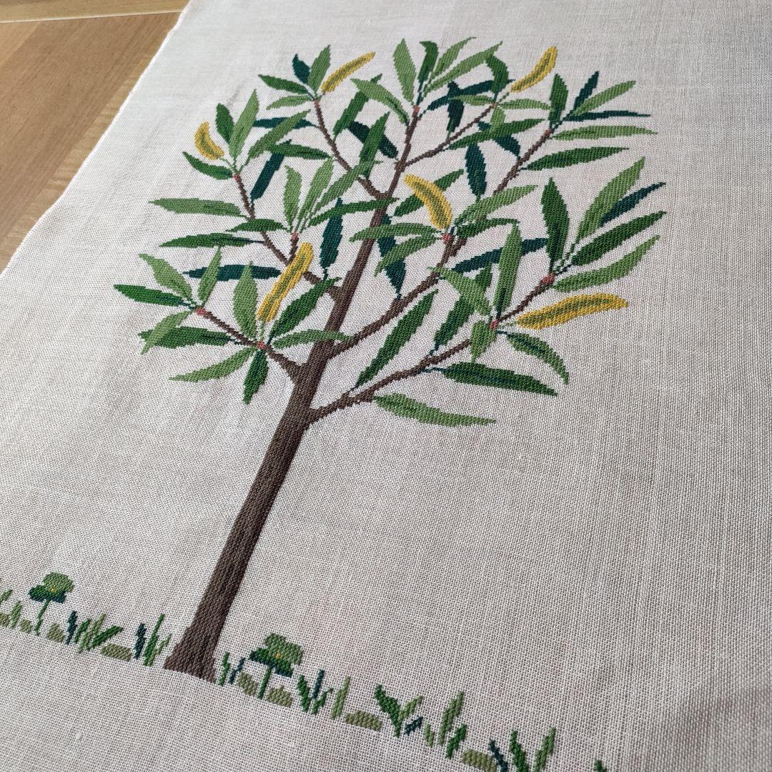 《完成品》フレメ 枝垂れ柳 クロスステッチ