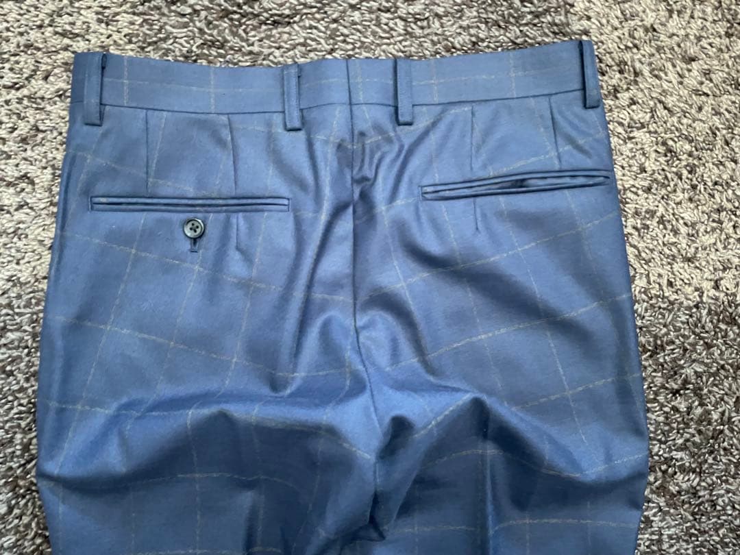 【ほぼ未使用】イタリア製セットアップスーツ44ネイビーブルー