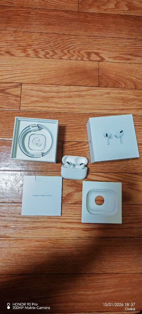 Apple AirPods Pro 本体すべて順調に動作しています。