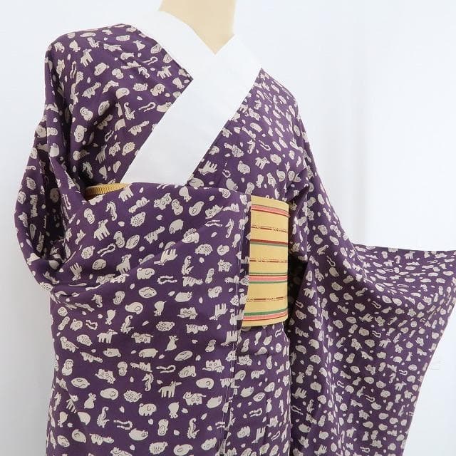 新品 鈴乃屋謹製 お正月 十二支 干支 着物 正絹 仕付け糸付 長襦袢 4928