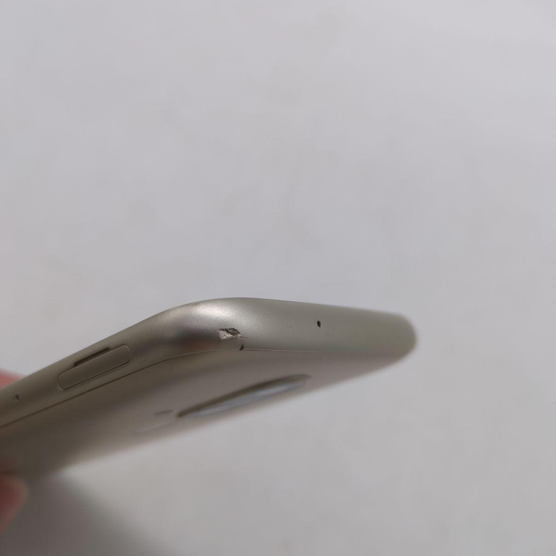 【docomo】F-53E らくらくスマホ　スマートフォン 本体　ゴールド