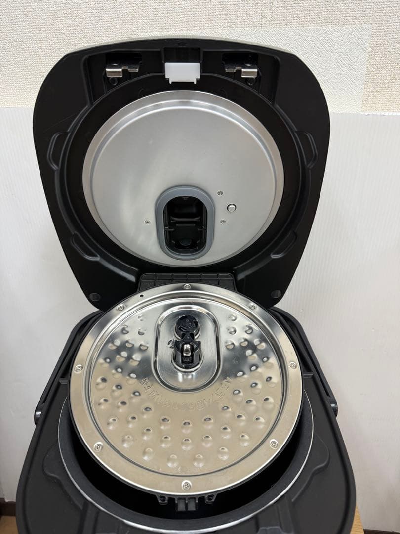 アイリスオーヤマ IH 圧力炊飯器10合(1.8L) RC-PD10-B