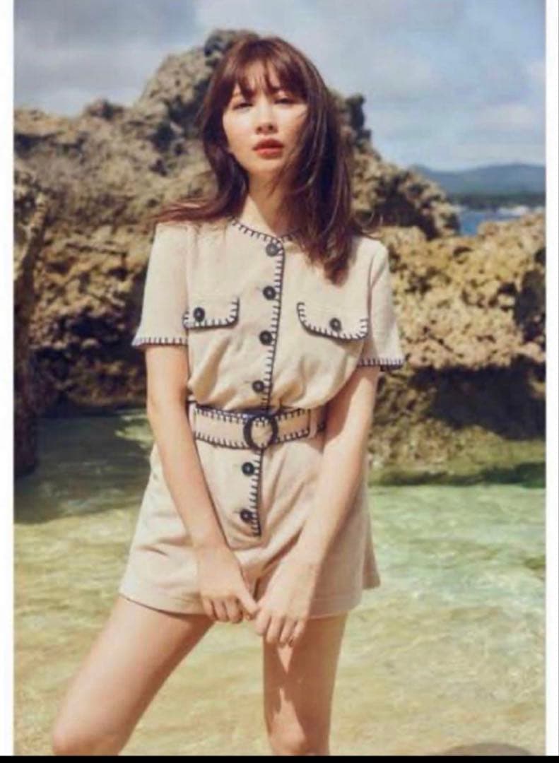 新品未使用Herlipto Summertime Romper M