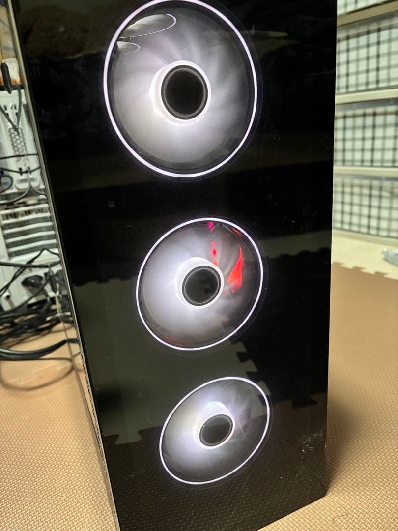 ゲーミング自作pcです